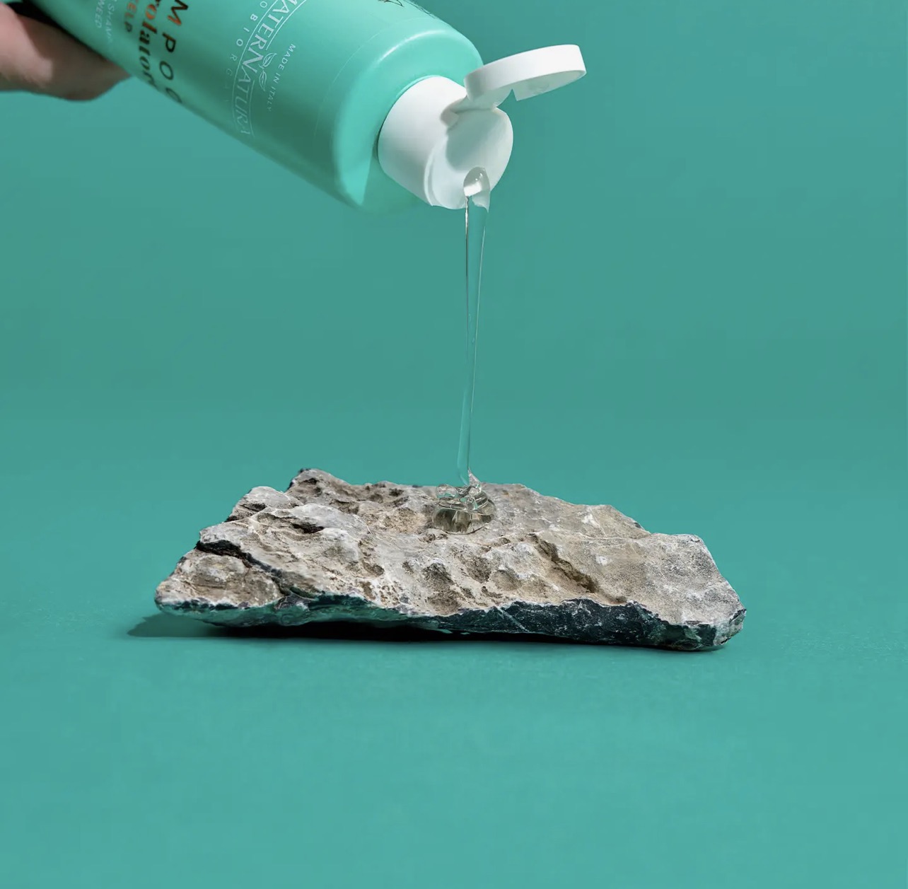 Shampoing régulateur de sébum à l'algue kelp pour cuir chevelu et cheveux gras