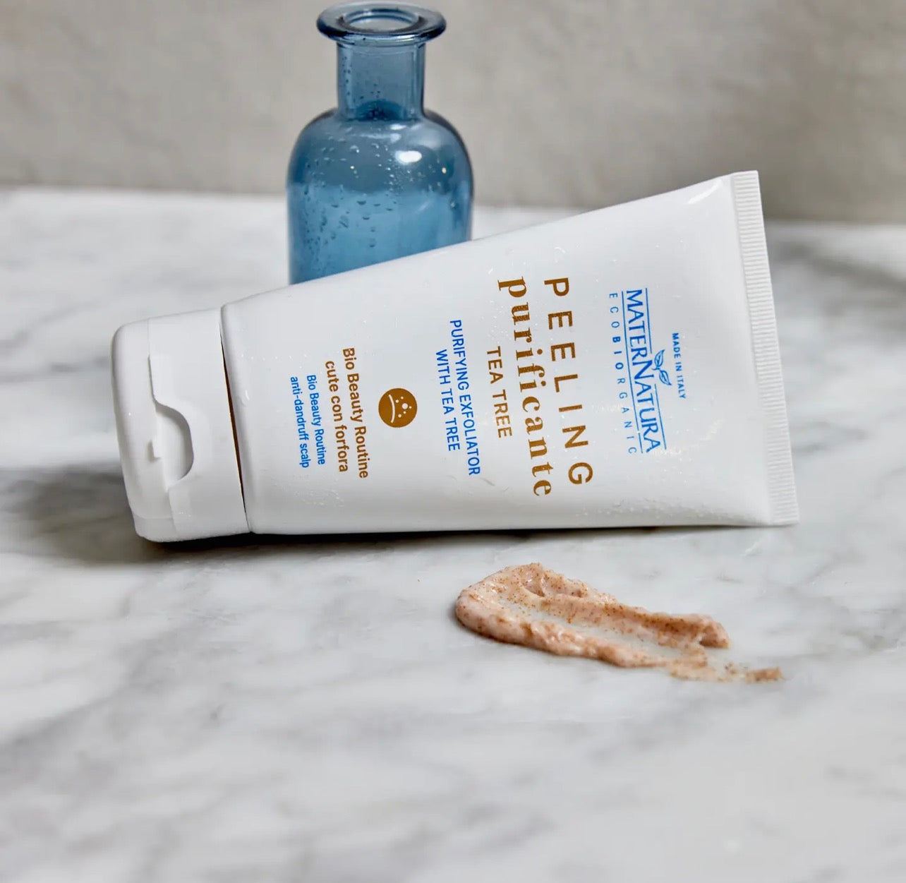 Peeling purifiant au tea tree pour cuir chevelu avec pellicules